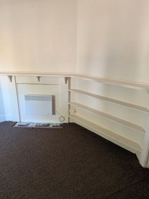 Coburg North - Photo 1