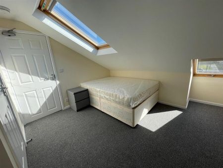 1 bedroom in a house share to rent - Photo 5