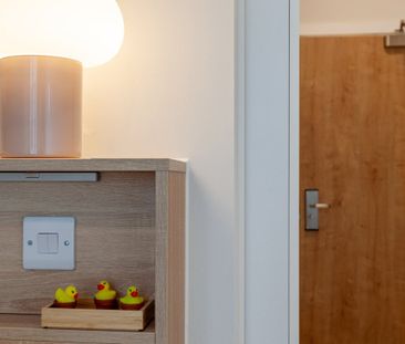 Duke Street - Photo 3