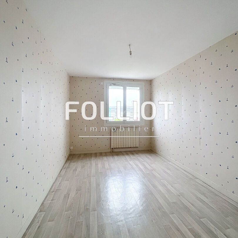 A LOUER Appartement Granville 2 pièce(s) 49.29 m2 - Photo 1