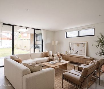 Spacious Brand New Double Brick Duplex with Five Bedrooms in Prime ... - Photo 2