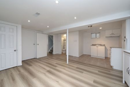 For Lease - 11 Adair Road Unit# LOWER, Toronto, Ontario - Photo 5