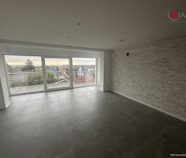 Luxuriöse und moderne 4-Zimmer Wohnung mit Balkon, Garage und Landh... - Photo 4