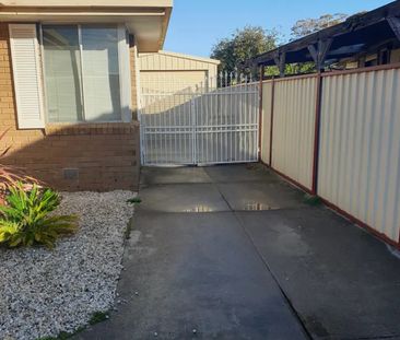 Cozy family home in great location! - Photo 4
