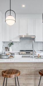 1 MOIS GRATUIT ! Grand 5 1/2 sur 2 étages, LIBRE - Condo / appartement / logement à louer La Présentation - Photo 4