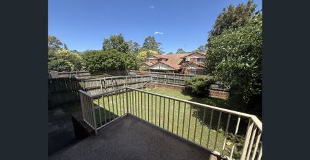 SPACIOUS THREE BEDROOM HOME PLUS STUDY - Photo 3