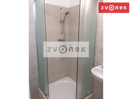 Pronájem bytu 2+1 60 m², K. Světlé, Zlín - Photo 3