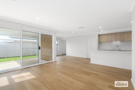 Modern 3-Bedroom Home with Park views! - Photo 3