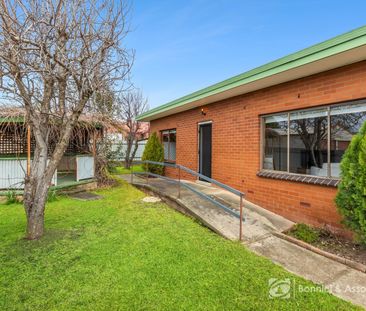 LOW-MAINTENANCE LIVING IN A CENTRAL LOCATION - Photo 6