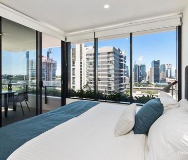 Luxury Apartment with Lifestyle-Plus Features â Walk to Everythin... - Photo 4
