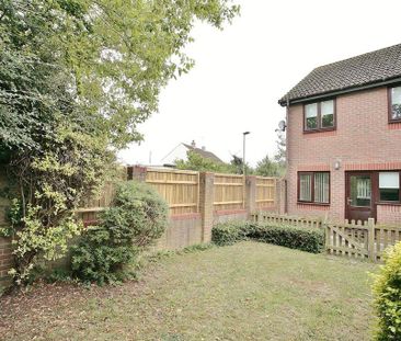 3 bedroom detached house to rent - Photo 4