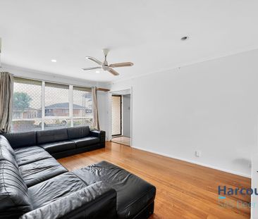 Spacious Family Home in a Convenient Albanvale Location - Photo 2