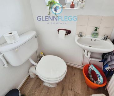 4 bedroom terraced house to rent - Photo 5