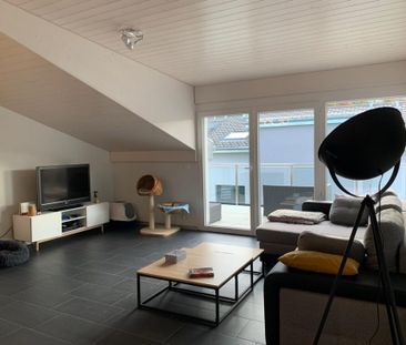 Appartement de 2.5 pièces d’env. 61m2 aux combles - Photo 2