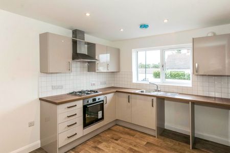 3 bedroom house to rent Wharfdale Road, Bournemouth, BH4 - Photo 3