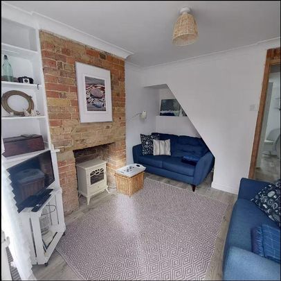2 bedroom house to rent - Photo 1
