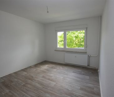 Gemütliche 2-Raum-Wohnung mit Balkon - Foto 2