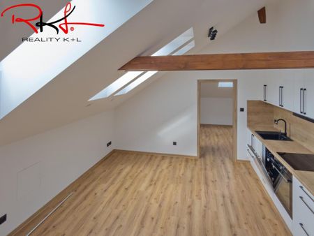 Pronájem bytu 3+kk 69 m2 - Fotografie 4