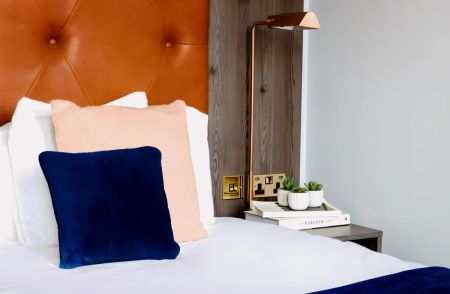 1 Bed Penthouse - Photo 2
