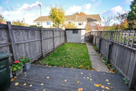 2 bedroom terraced house to rent - Photo 2