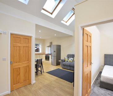 1 bedroom apartment to rent - Photo 2