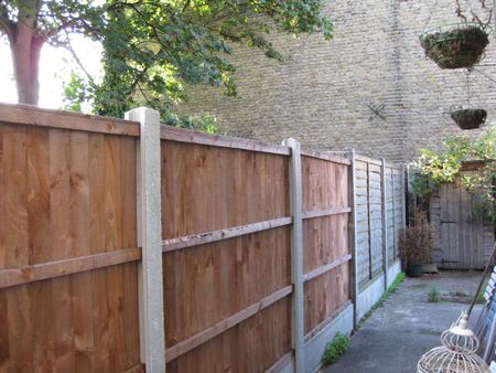 2 Bed Detached House, Salcombe Road, E17 - Photo 3