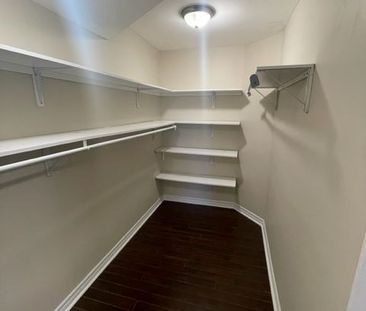 For Lease - 3194 World Series Court, Mississauga, Ontario - Photo 1