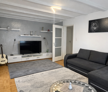 Geräumige 3.5 Zimmer-Wohnung an zentraler Lage - Photo 2