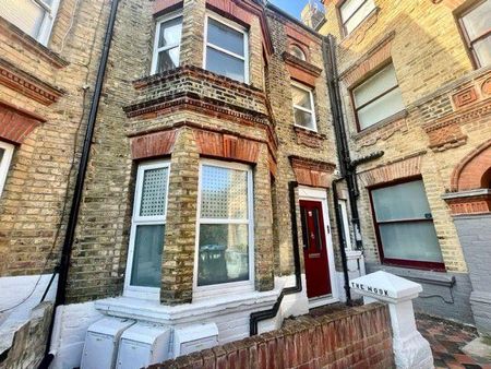 1 bedroom flat to rent - Photo 5