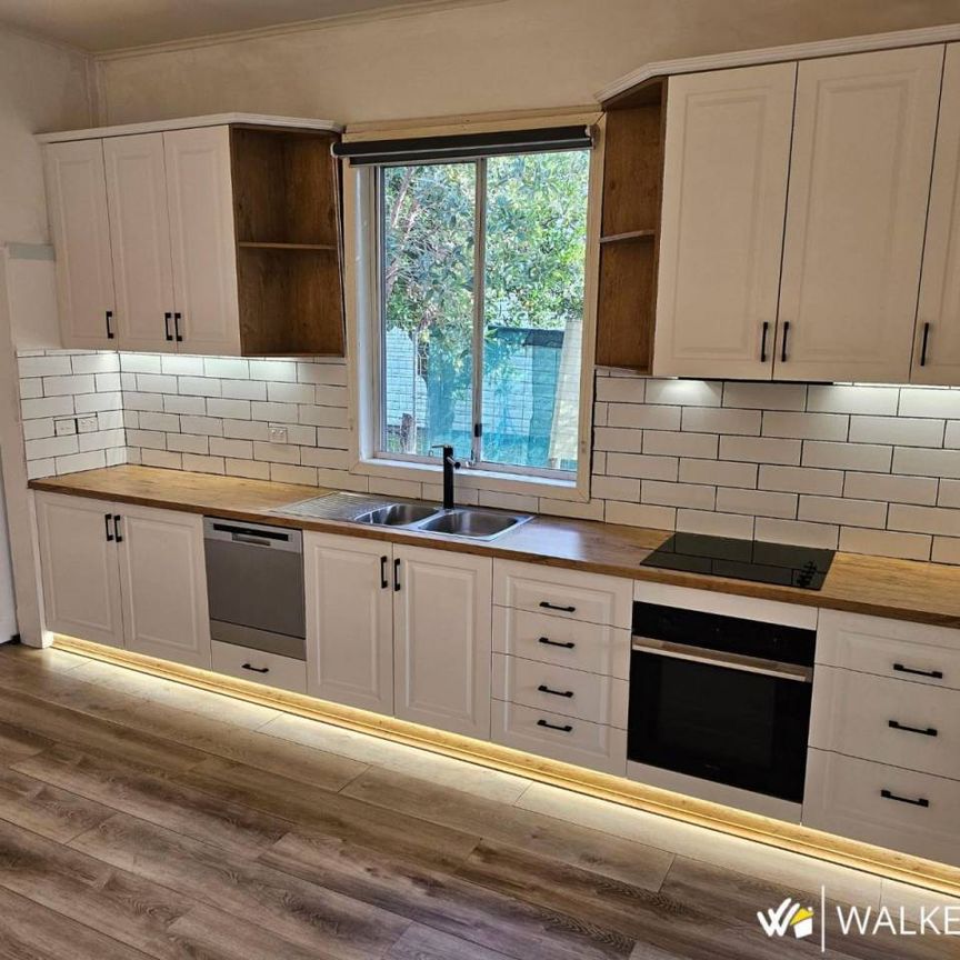 $360.00 per week - Photo 1
