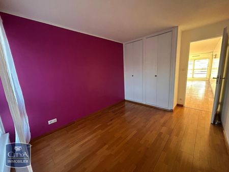 Location Appartement 4 pièces 79m² ANNECY 74000 - Photo 3