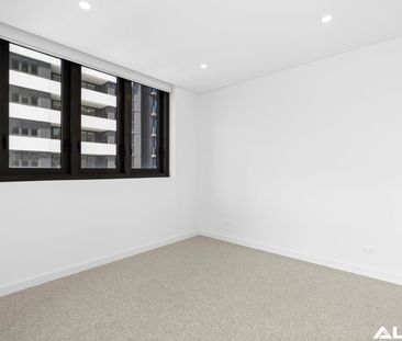 Sunlit, North Facing Two Bedroom in Aland's Archibald - Photo 2