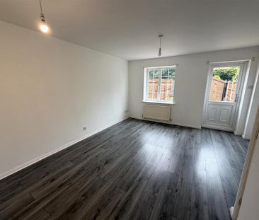 2 bedroom house to rent - Photo 2