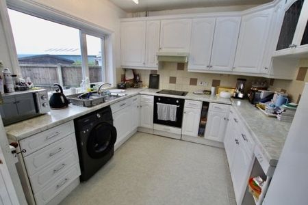 Hints Road, Mile Oak, Property for rent - Photo 4