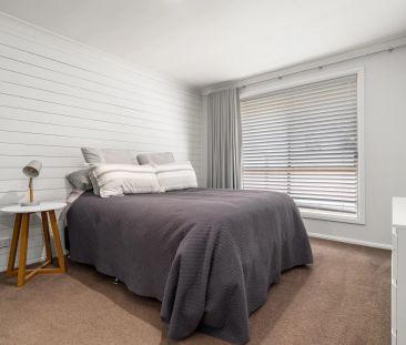 Family-Sized Home Backing Onto Reserve - Bel Air Estate - Photo 5