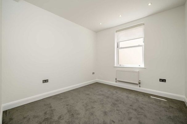 Eaton Rise, Ealing, W5 - Photo 1