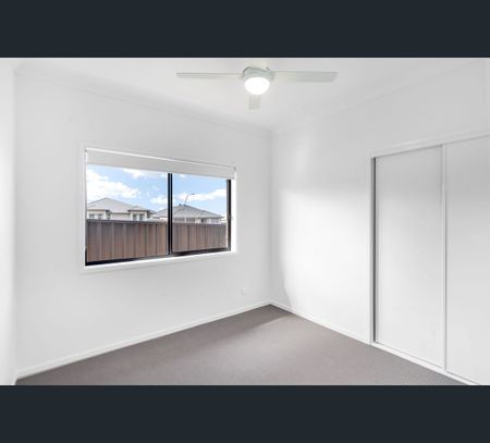 2/4 Thurlstone St, Farley, NSW 2320 - Photo 4