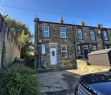 3 bedroom end of terrace house to rent - Photo 3