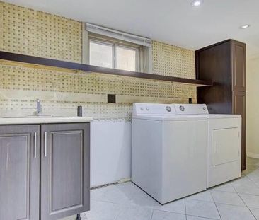 For Lease - 21 Alice Crescent, Toronto, Ontario - Photo 3