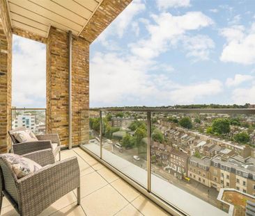 3 bedroom flat to rent - Photo 6