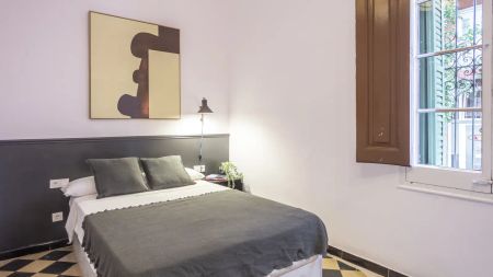 Room in a shared 15-bedroom apartment for rent in el Camp d'en Grassot i Gracia Nova, all bills included - Photo 3