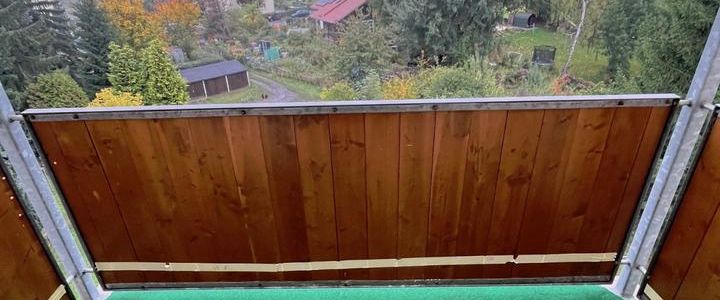 kleine preiswerte 4 Raumwohung im 3.OG mit Balkon und Gartennutzung - Foto 1