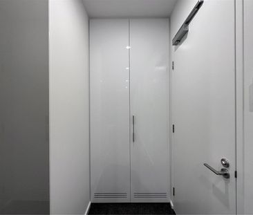 1806/408 Spencer Street - Photo 3