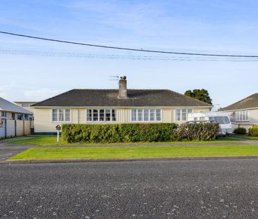 12 Laurent VC Street, Hawera - Photo 6