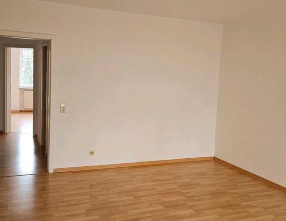 2 Zimmer Wohnung Plauen Burgstraße Balkon Aufzug Zentrumsnah - Foto 1