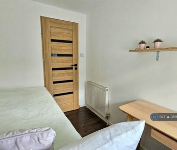 3 bedroom terraced house to rent - Photo 5