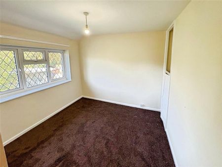 2 bedroom semi-detached house to rent - Photo 3