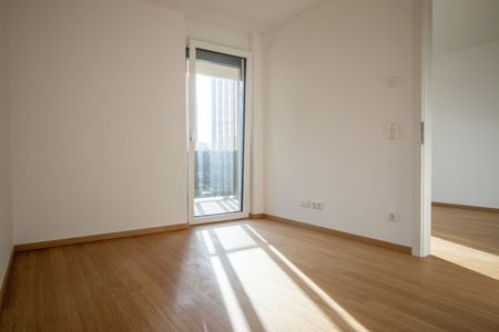 Sonnige Neubauwohnung mit großem Balkon und TG! - Foto 4