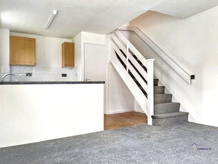 1 bedroom semi-detached house to rent - Photo 5