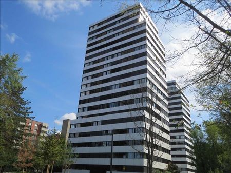 "Wohnen in moderner Einrichtung" - Foto 2